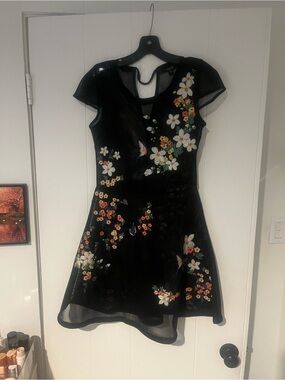 Guess Black Floral Short Sleeve Mesh Fit-and-Flare Dress- size small